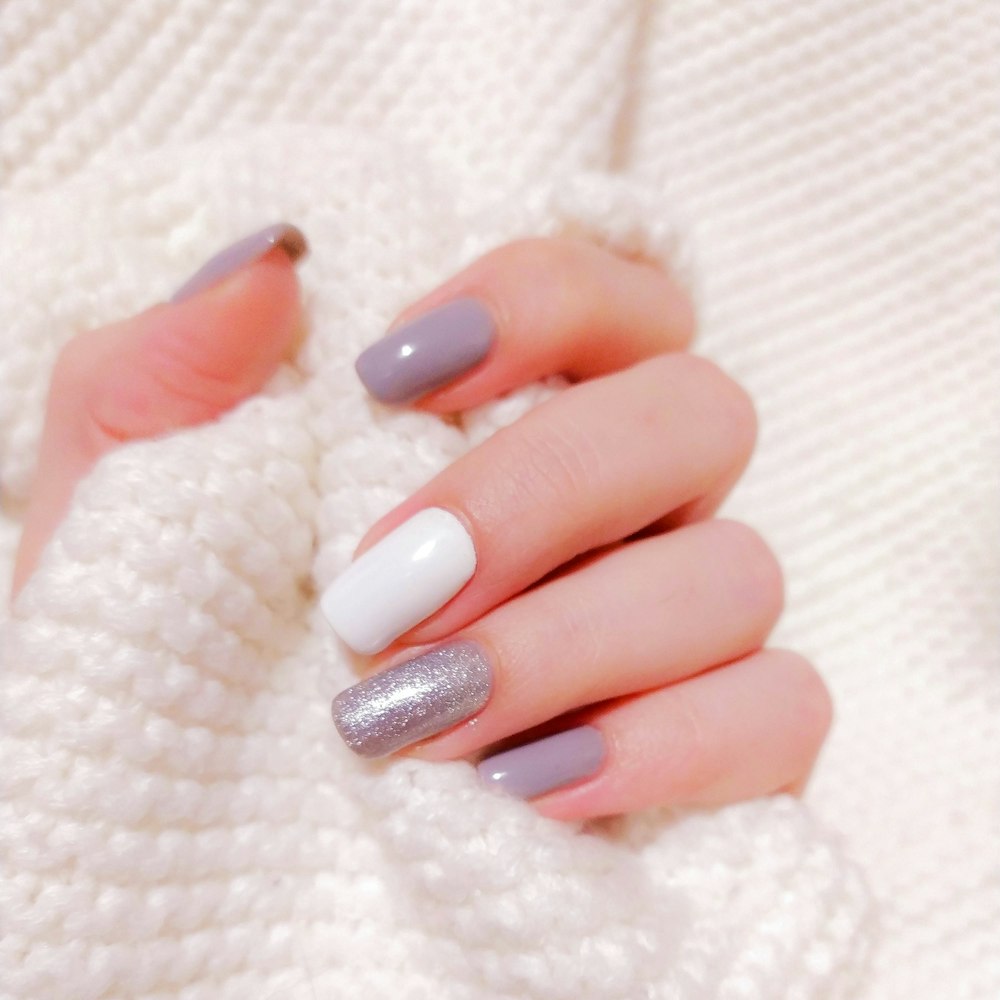 Nail polish colour palette